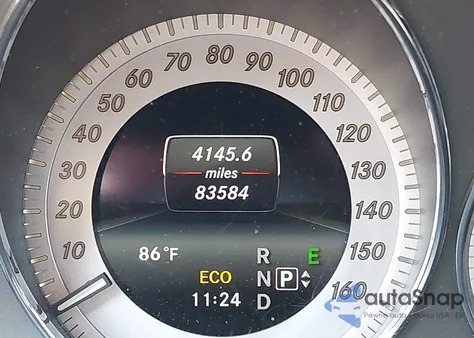 2014 Mercedes-Benz Glk 350 4Matic z USA, uszkodzony, nr VIN WDCGG8JB3EG320169